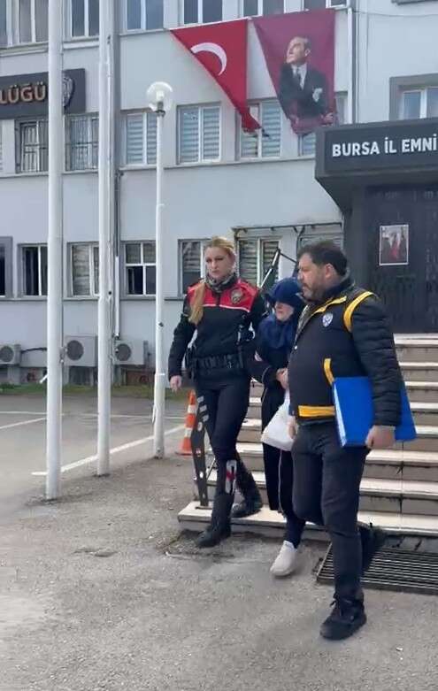 Emekli polis memuru eşini öldüren kadın, 15 parçaya ayırmış 7